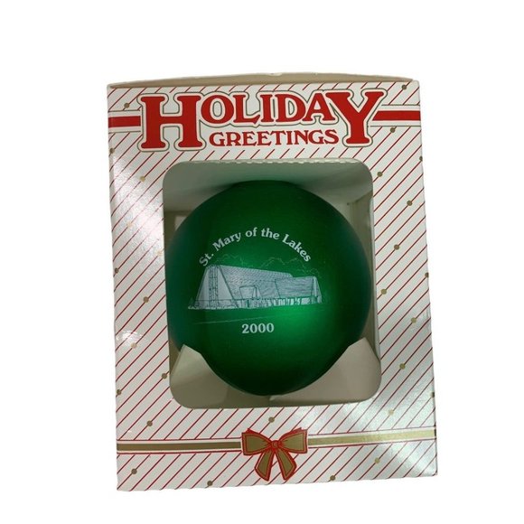 Holiday Greetings Other - St. Mary of the Lakes 2000 Holiday Ornament Green Glass Ball